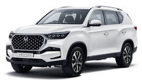 SsangYong Rexton white