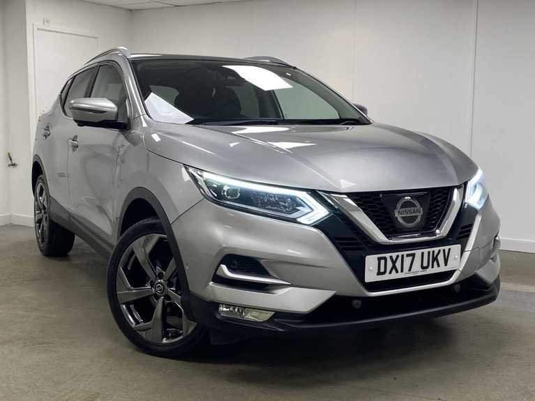 2017 NISSAN QASHQAI 1.6 dCi Tekna 5dr